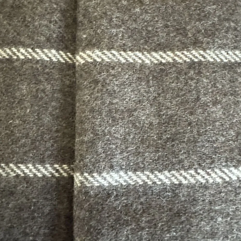 LINEA EMMETI Made in Italy 80% Wool 20% Cashmere  30x180cm  Gift Box scarf